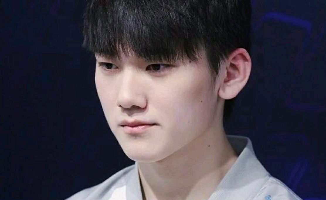 pashaBiceps ： 祝所有参赛者好运，这是你们的时刻！